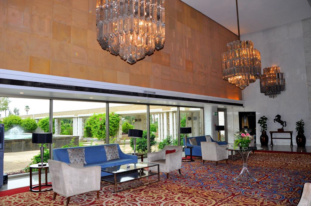 Royal Tulip Alrasheed Hotel Baghdād Exterior foto